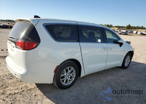 2022 Chrysler Voyager Lx z USA, uszkodzony, nr VIN 2C4RC1CG1NR104359